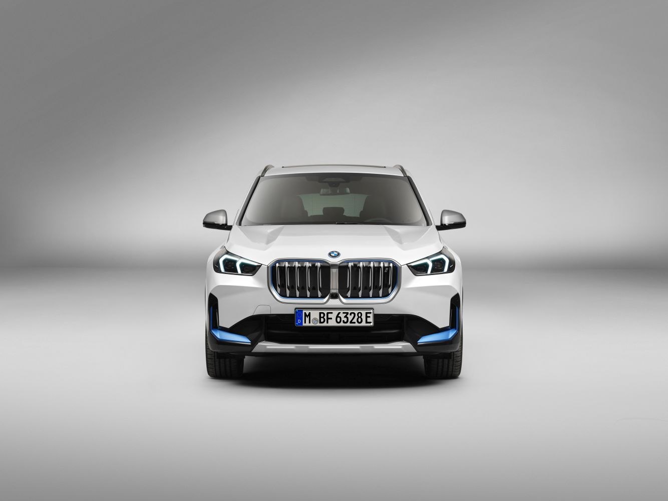 BMW iX1 technical specifications and fuel economy